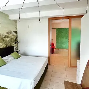 https://leaf-apartment.emilia-romagnahotels.net